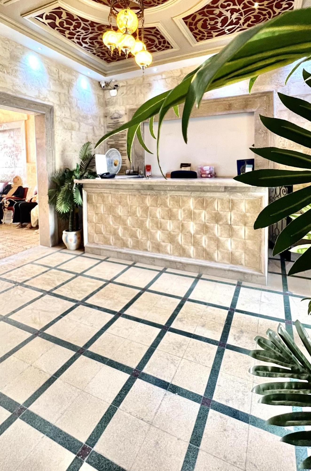 Hotel Ayachi チュニス エクステリア 写真